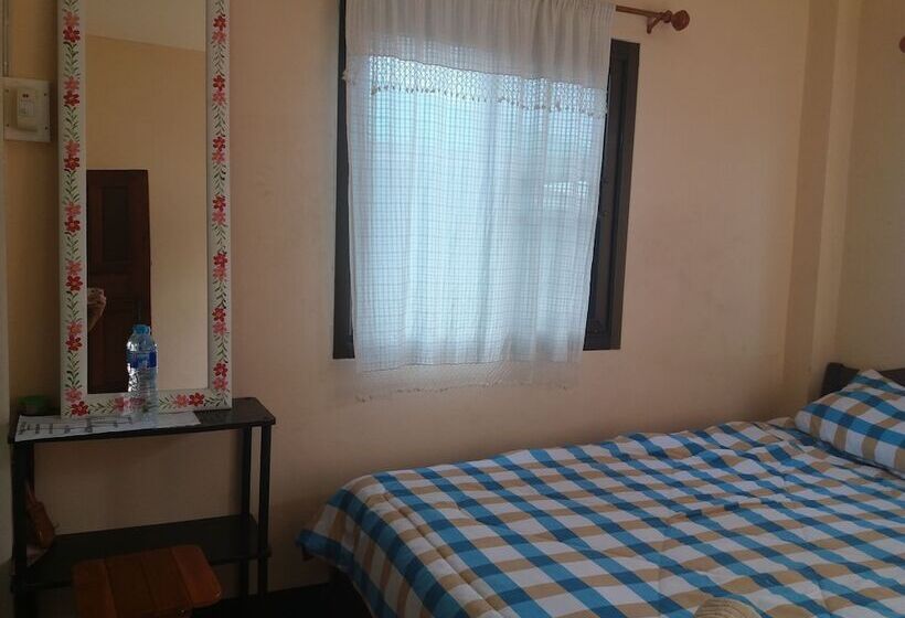 بنسيون Benya Guest House Phimai