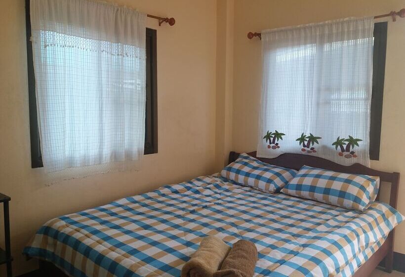 بنسيون Benya Guest House Phimai