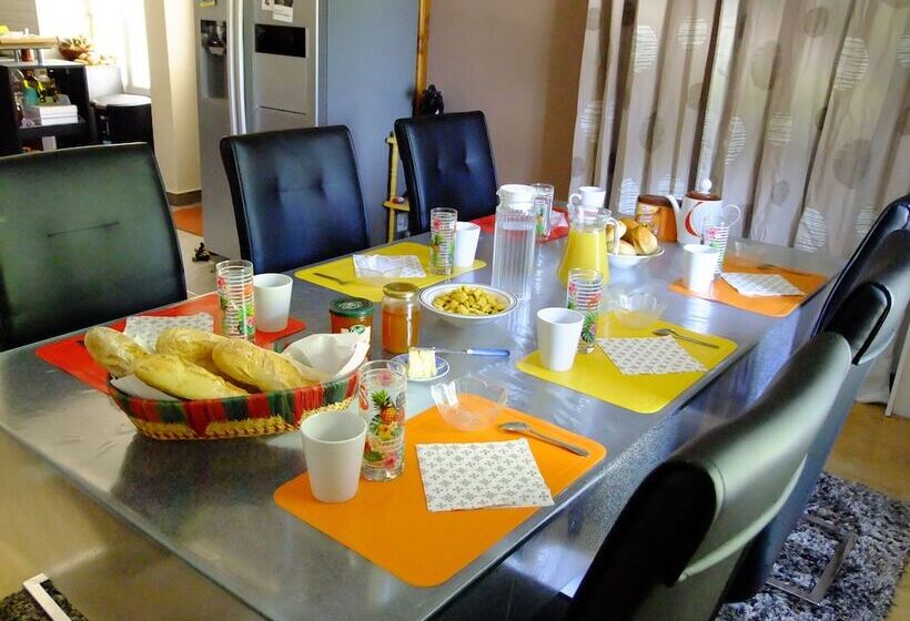 פנסיון Chambres A Kwaba