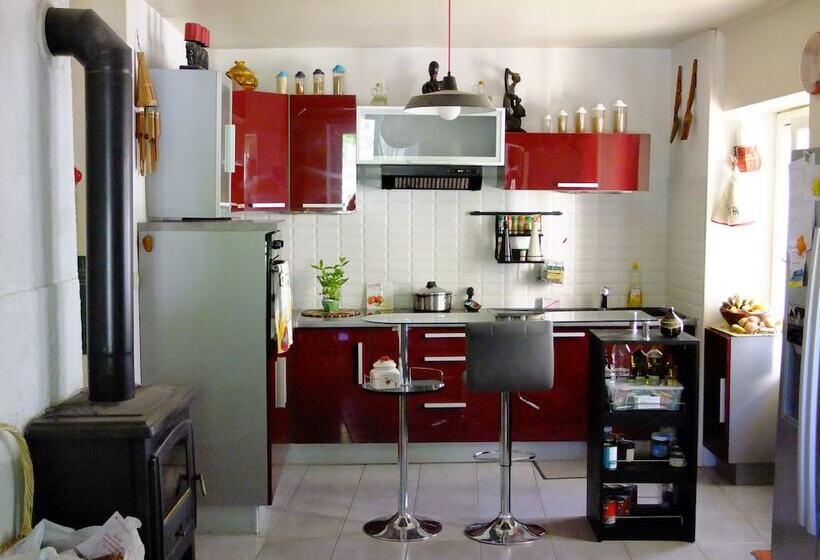 פנסיון Chambres A Kwaba