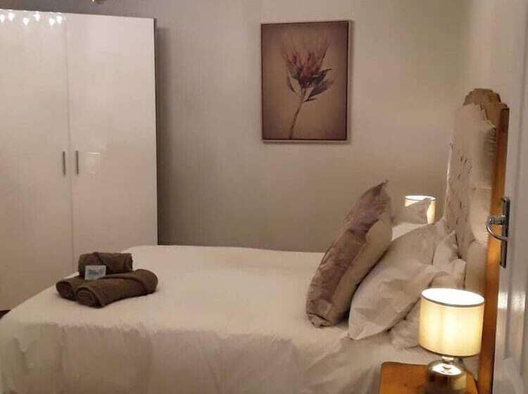 بنسيون Dellville Country House