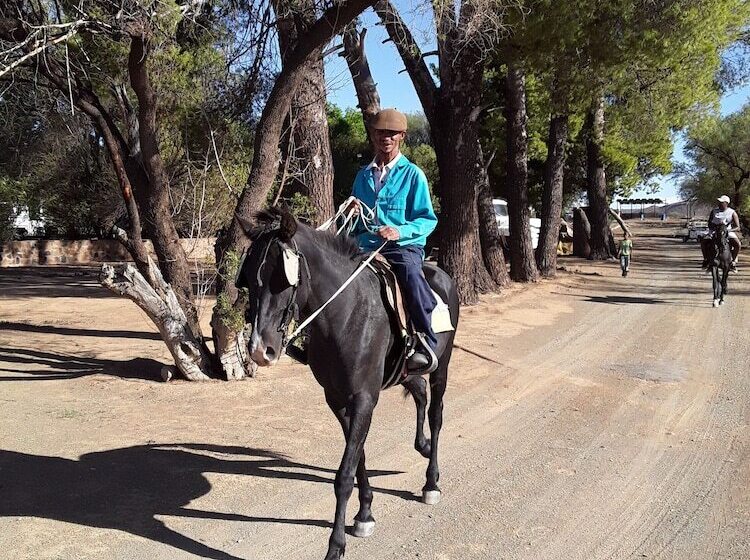 بنسيون Dellville Country House