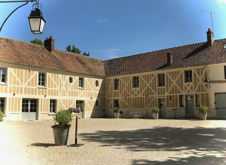 بنسيون Domaine Du Plessis