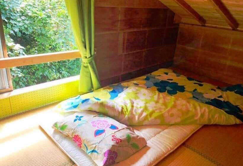 פנסיון Galaxy Guest House