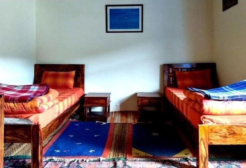 ペンション Lara Homestay Langza