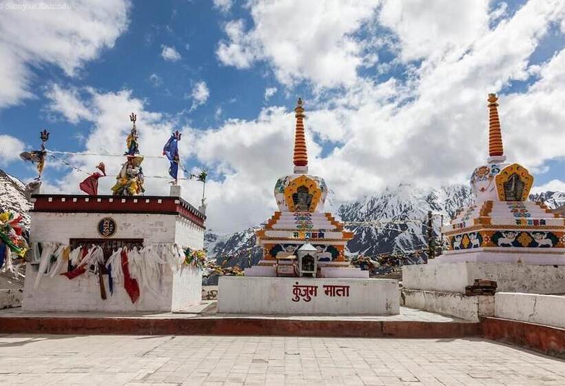 ペンション Lara Homestay Langza