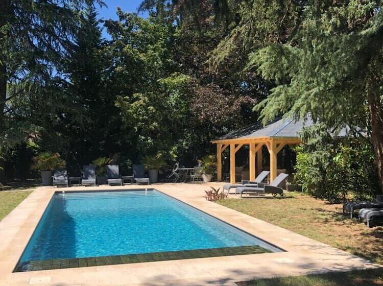 بنسيون Le Clos Saint Sulpice