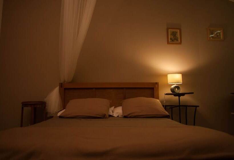 بنسيون Les Deux Chemins