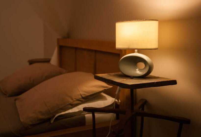 بنسيون Les Deux Chemins