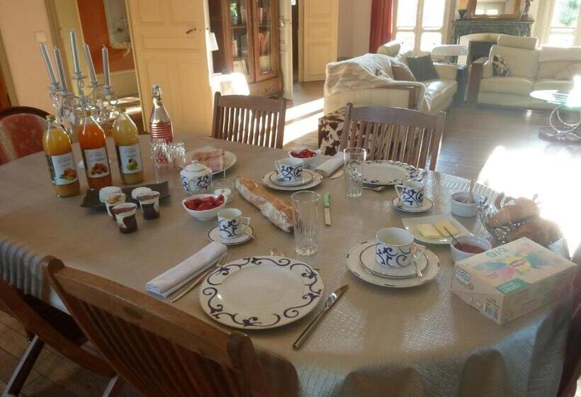 بنسيون Les Palmiers De Mauves