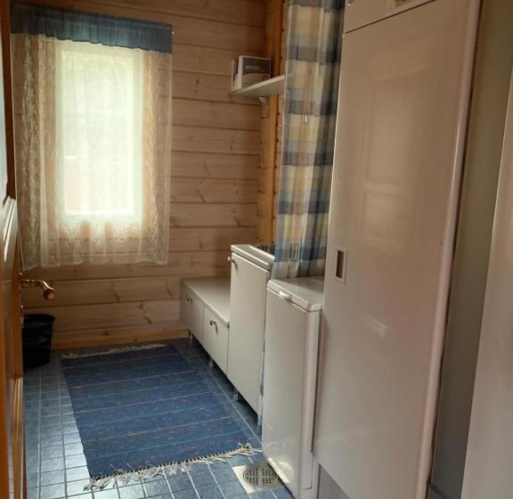 膳宿费 Hostel Lomakivi