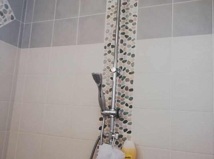 Пансион Maison D Architecte Chez Huguette