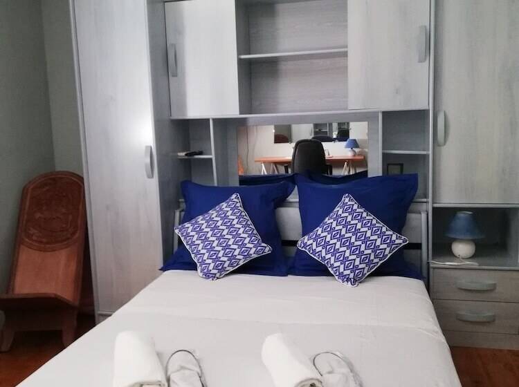 Пансион Maison D Architecte Chez Huguette