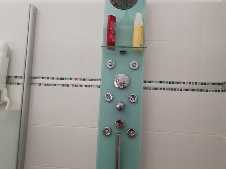 Пансион Maison D Architecte Chez Huguette