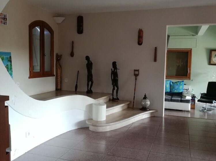 ペンション Maison D Architecte Chez Huguette