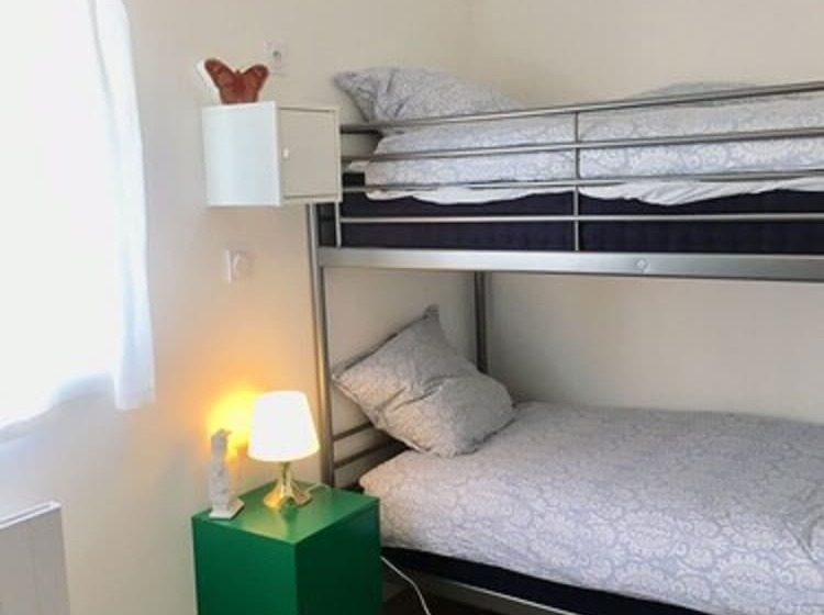 פנסיון Presque Au Chateau