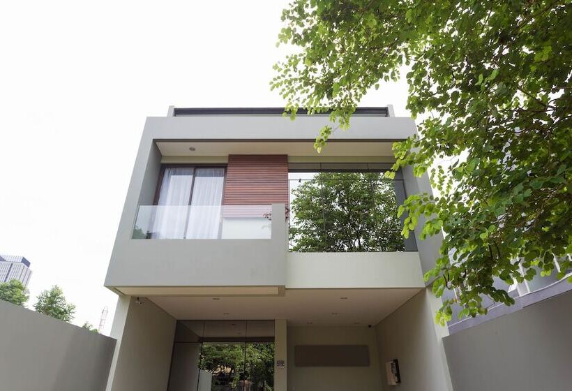 膳宿费 Reddoorz Near Lippo Village