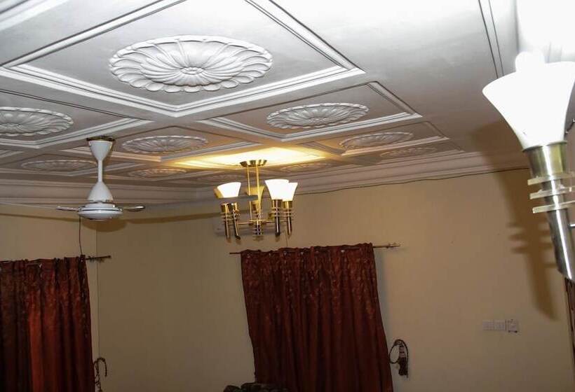 بنسيون St Mary S At Hills Guest House