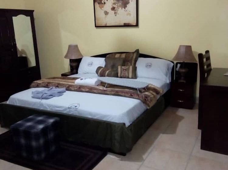 بنسيون Total Praise Guest House