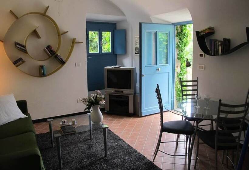 דירת נופש Stunning Medieval Setting Surrounded By Mountains