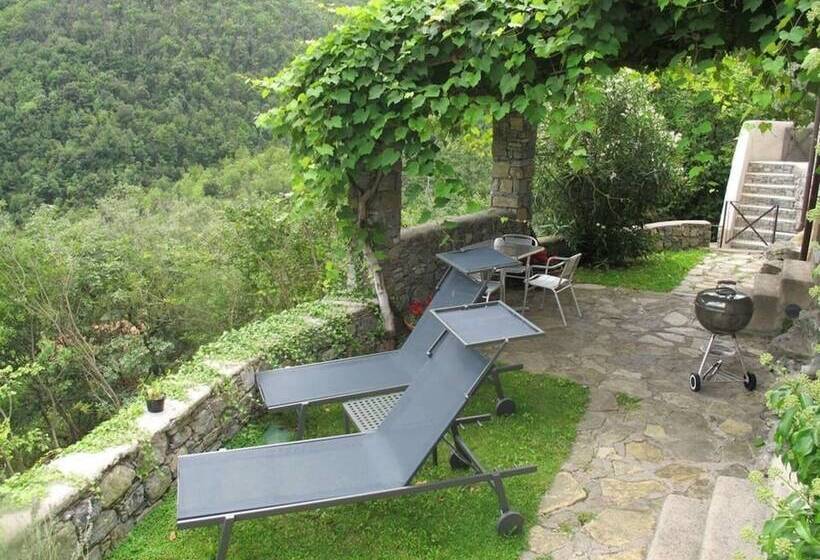 דירת נופש Stunning Medieval Setting Surrounded By Mountains