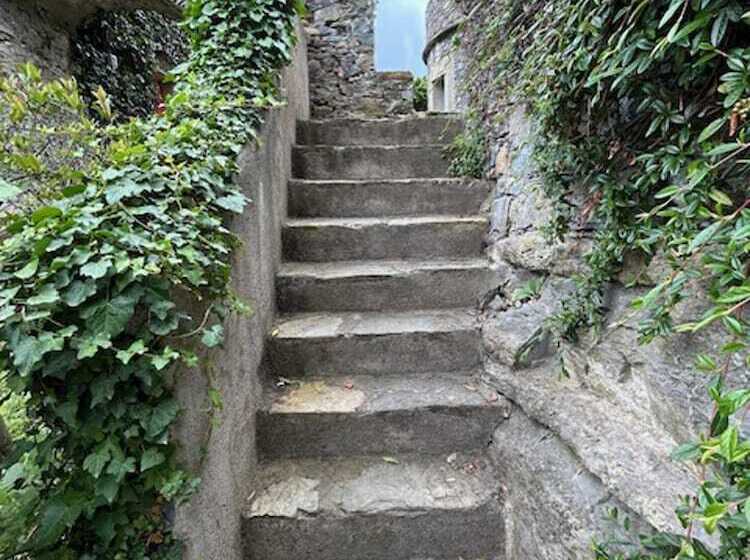 דירת נופש Stunning Medieval Setting Surrounded By Mountains