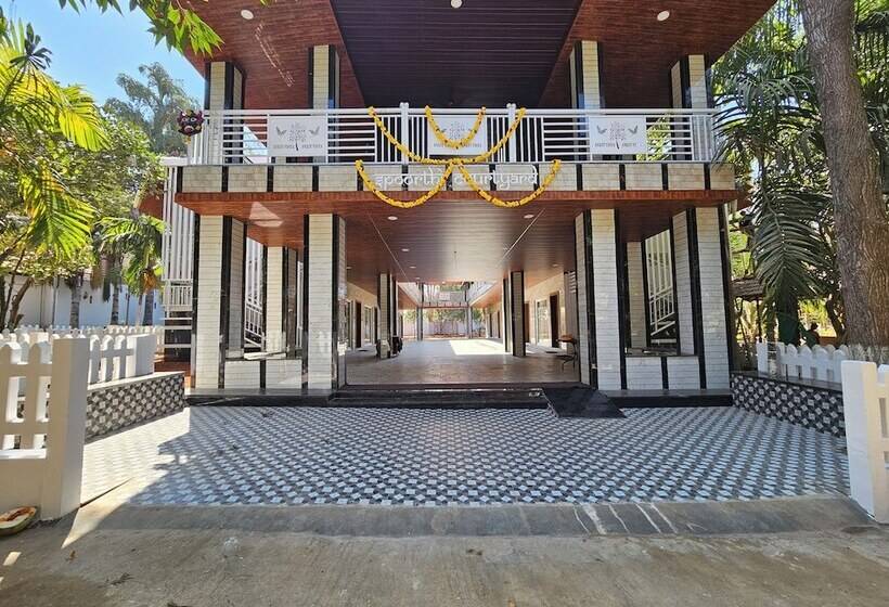 منتجع Ankit Vista Green Village