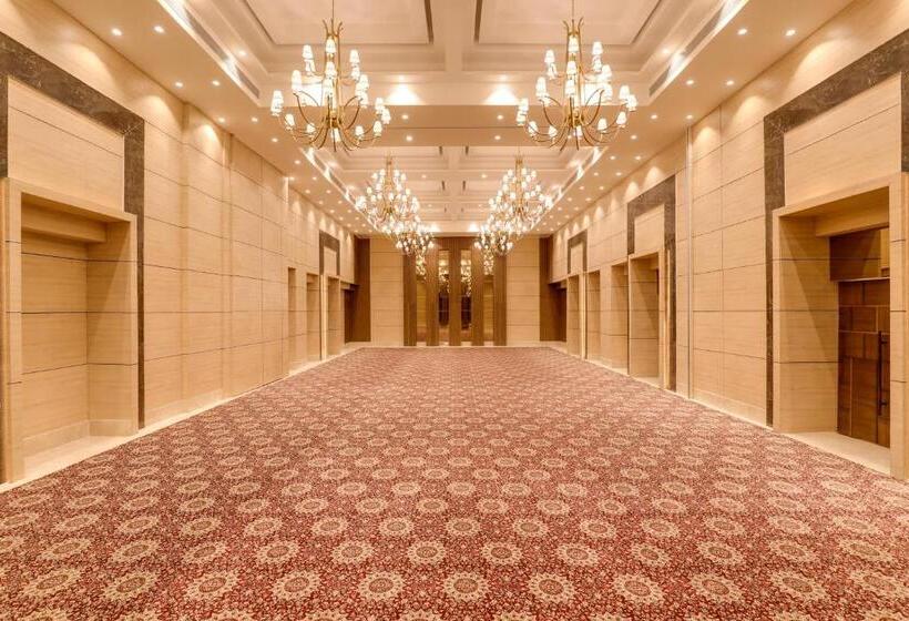 אתר נופש Lemon Tree Hotel Tapovan Rishikesh