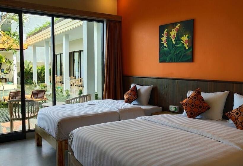 Umah Dangin Guesthouse   Hostel