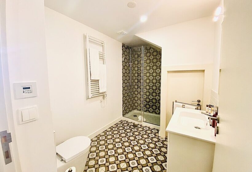 Vitoria's Terrace Apartments