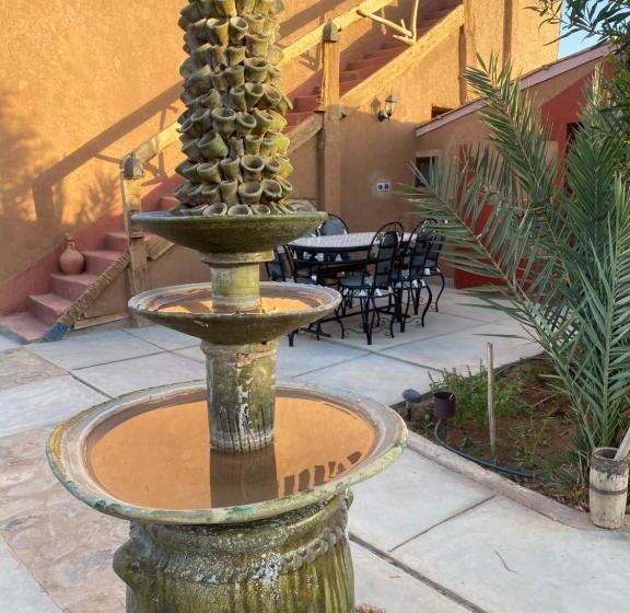 هاستل Dar Talmoudi