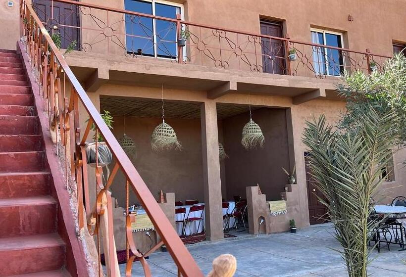 هاستل Dar Talmoudi