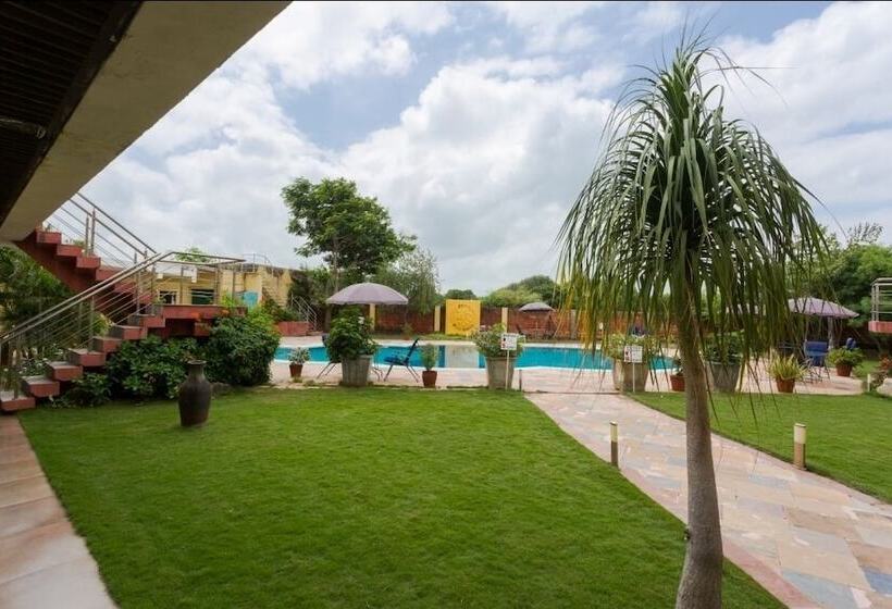 Asiatic Pride Resort