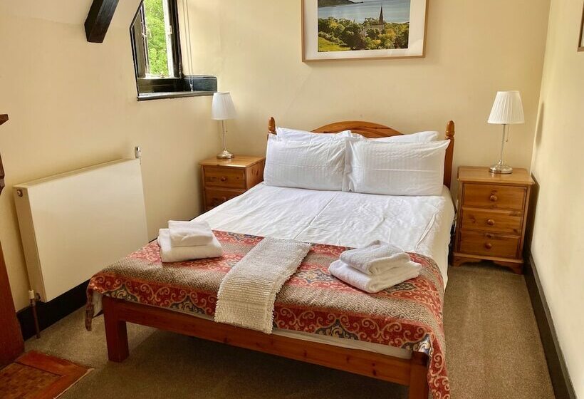 مبيت وإفطار Cathedral Of The Isles