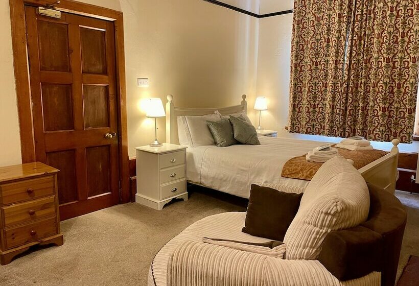 مبيت وإفطار Cathedral Of The Isles