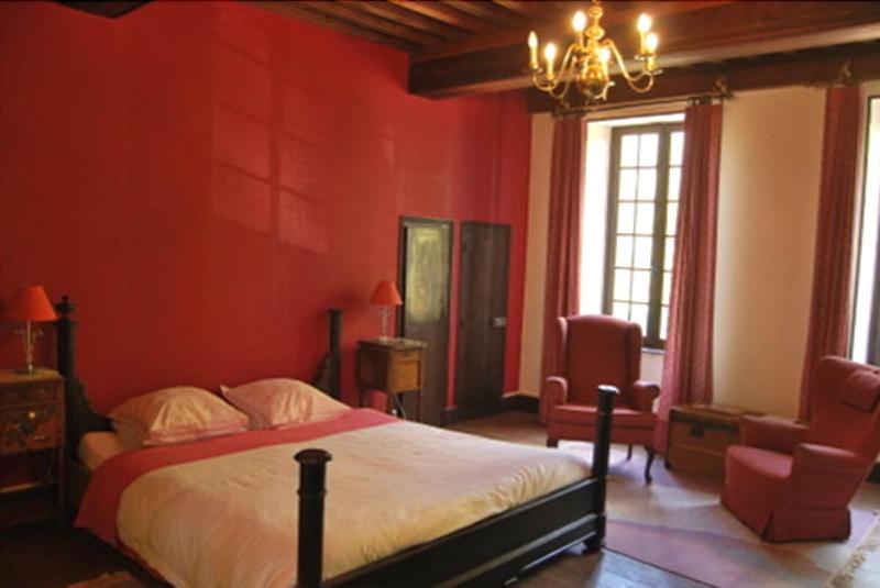 ベッドアンドブレックファースト Château De Poussignol