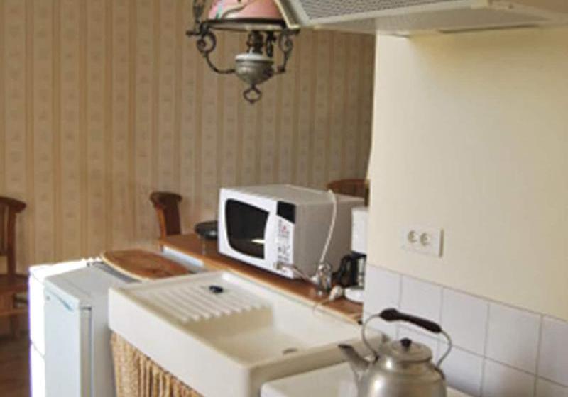 ベッドアンドブレックファースト Château De Poussignol