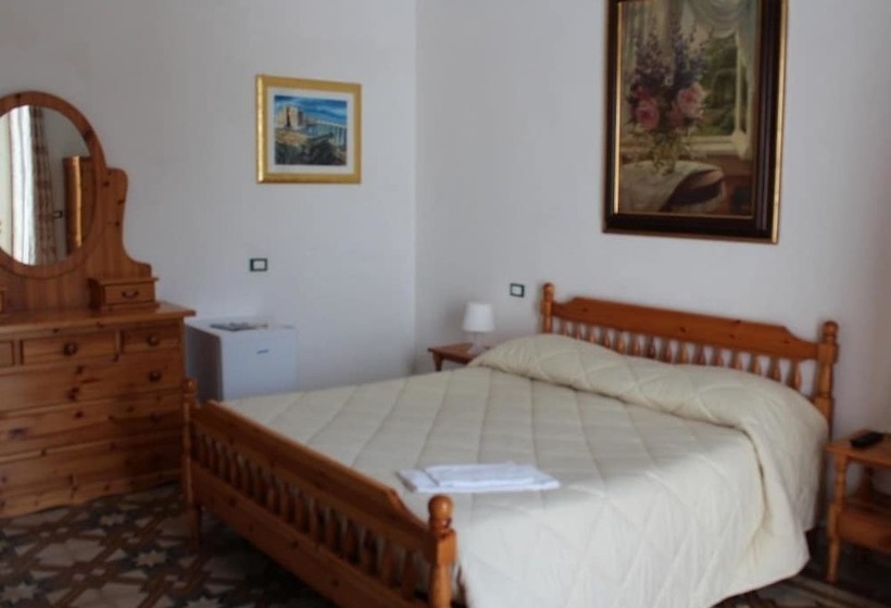 مبيت وإفطار La Casa Bianca