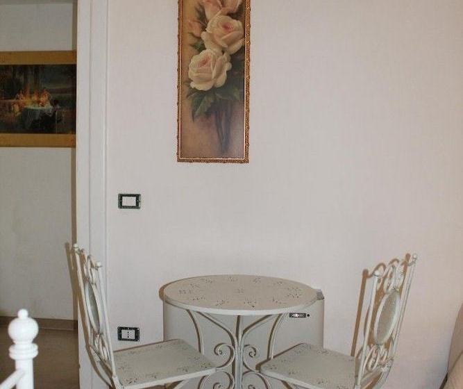 مبيت وإفطار La Casa Bianca