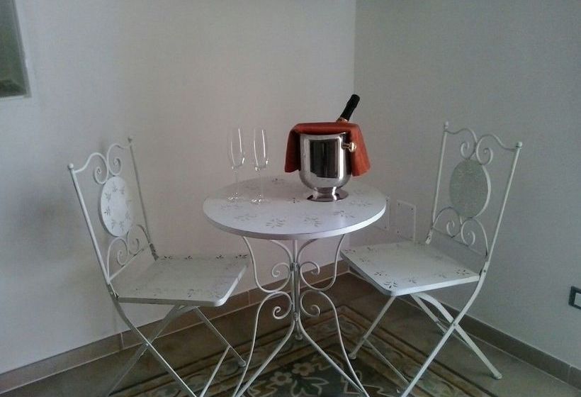 مبيت وإفطار La Casa Bianca