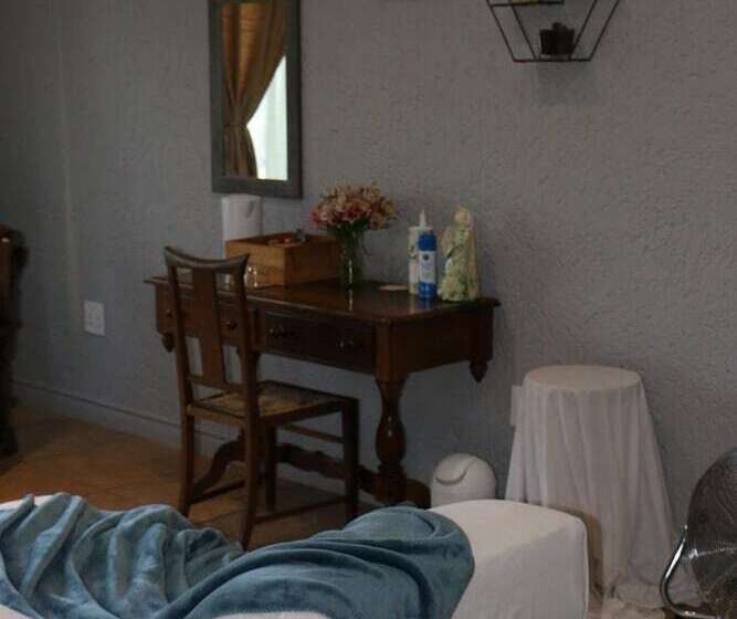 민박 White Linen Guesthouse