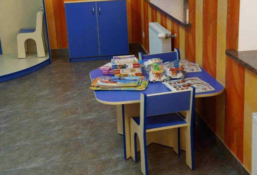 Best Hotel And Restaurant Complex