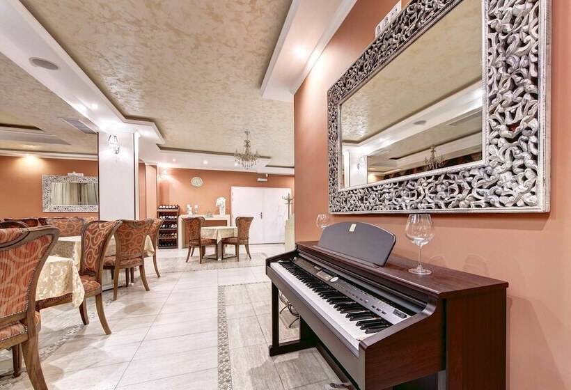 Boutique Hotel Diama