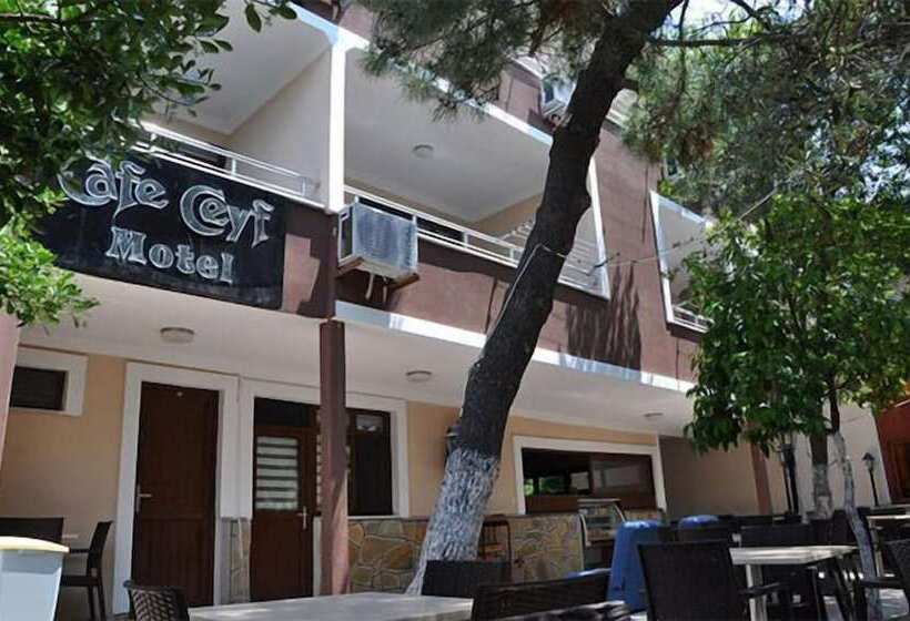 Ceyf Motel
