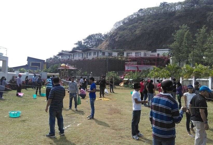 Cloud 9 Hills Resort