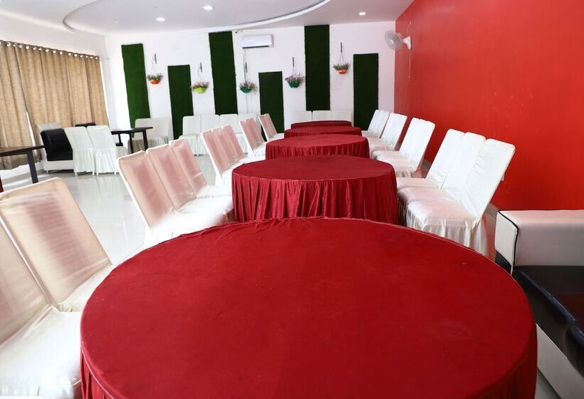 Diwan Hotel And Restaurant