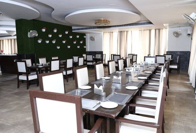 Diwan Hotel And Restaurant