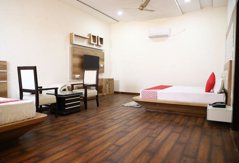 Diwan Hotel And Restaurant