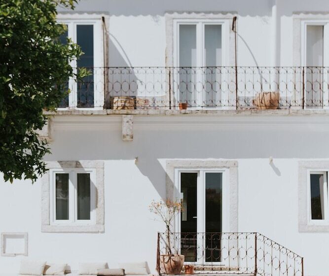 Dona Graca Lisbon Apartments