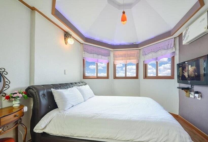 Ganghwa Punggyung Gryujineon Zip Pension